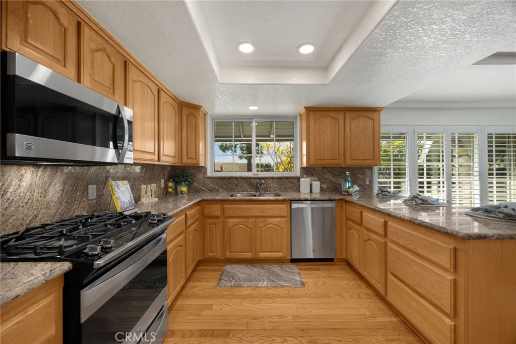 1401 Havenhurst, Brea, California 92821 home-pic-17