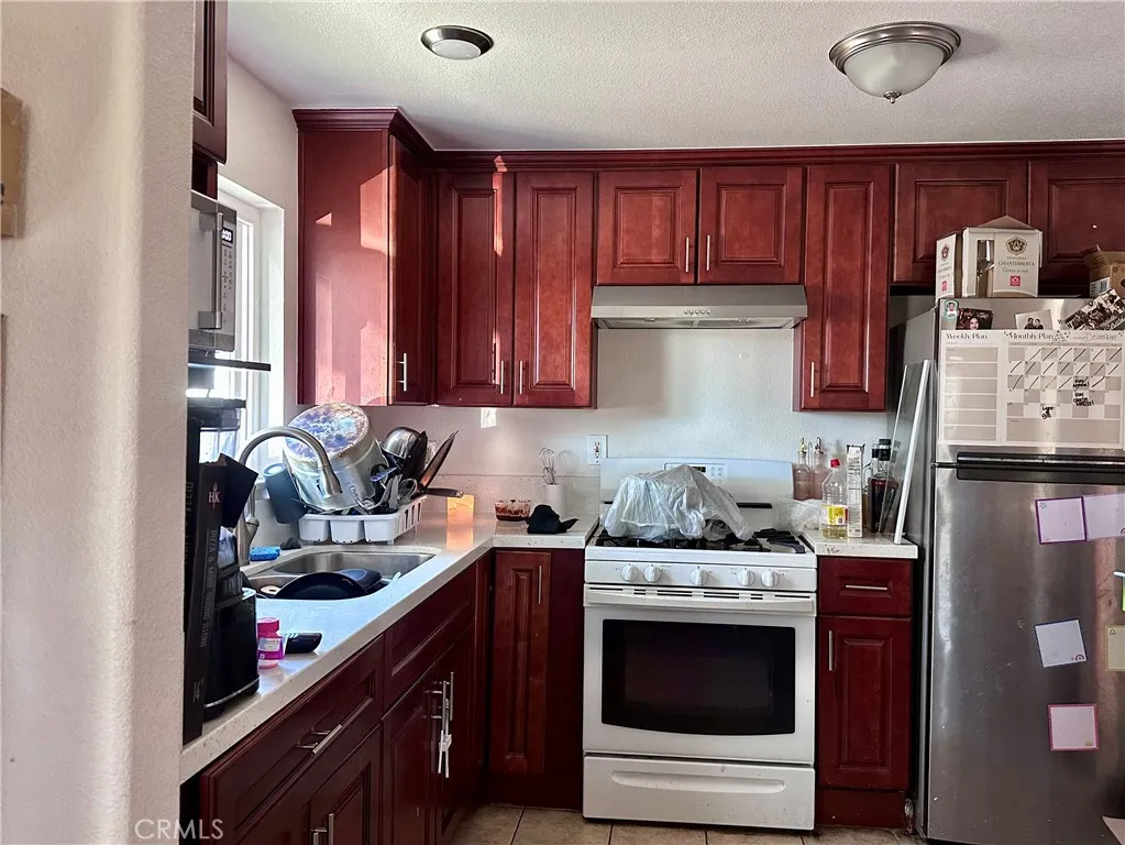 256 Bryant, San Bernardino, California 92408 home-pic-6