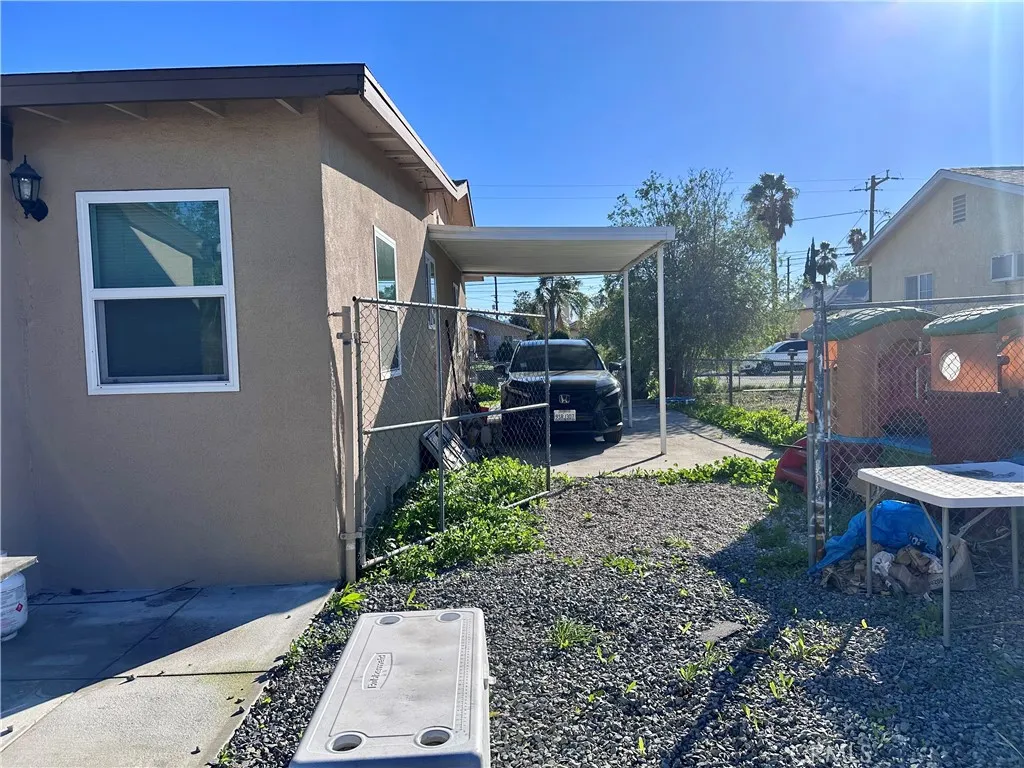 256 Bryant, San Bernardino, California 92408 home-pic-14