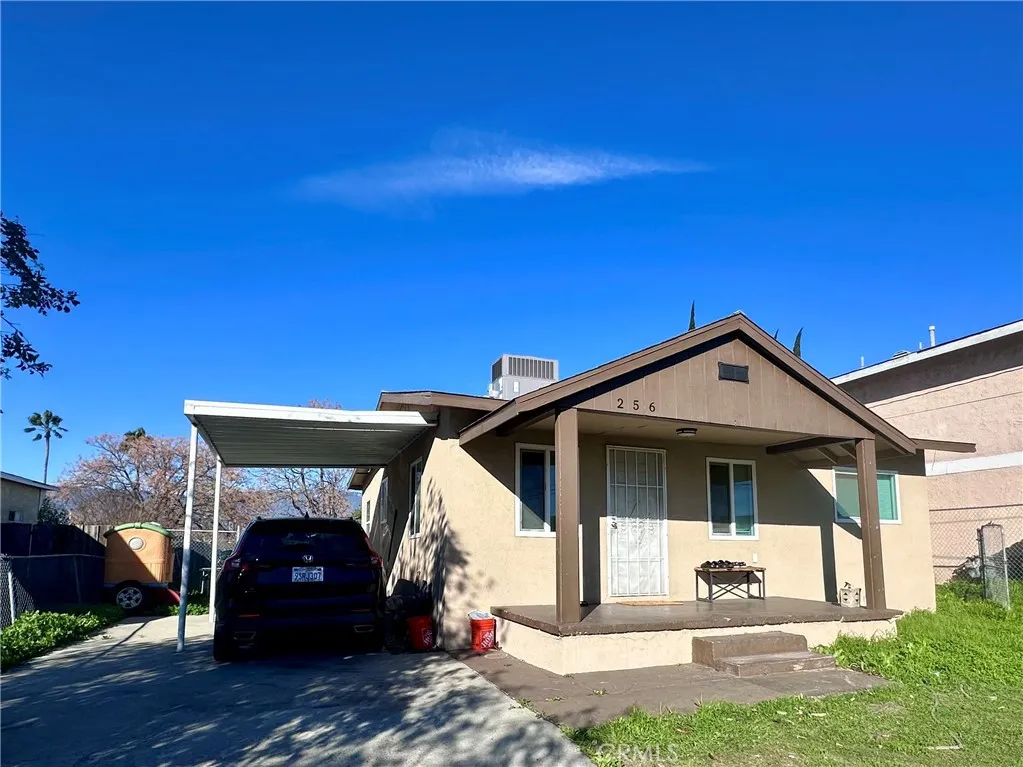 256 Bryant, San Bernardino, California 92408 home-pic-2