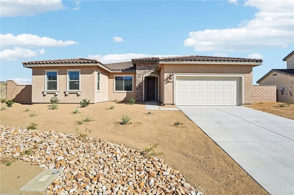 4033 Saddle Drive, Palmdale, California 93551 home-pic-1