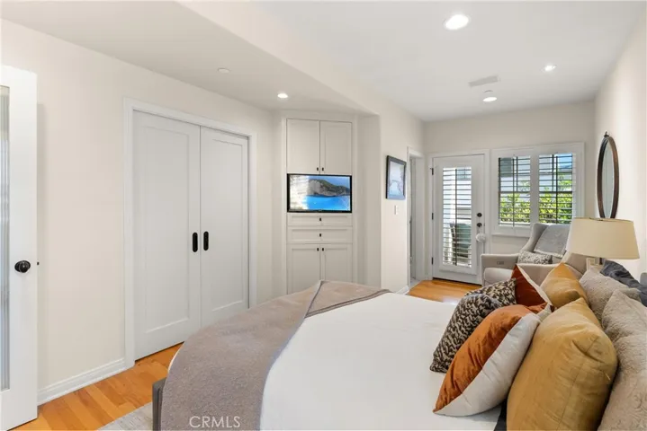 Guest Bedroom Suite