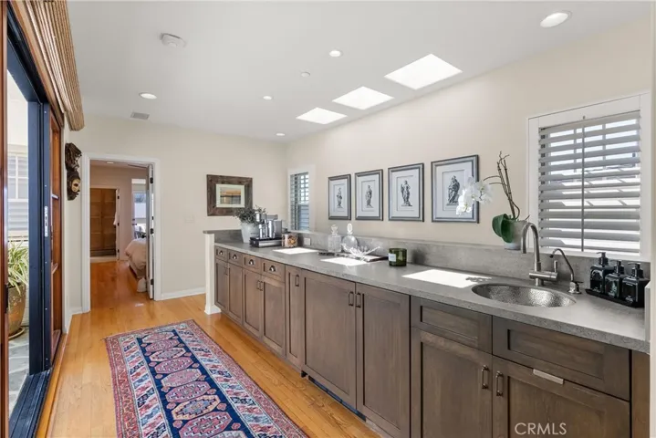 Top Floor Wet Bar with Fridge and Ice Maker