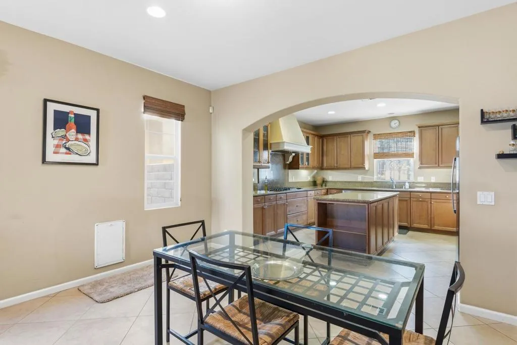 653 Calle Vibrante, Palm Desert, California 92211 home-pic-8