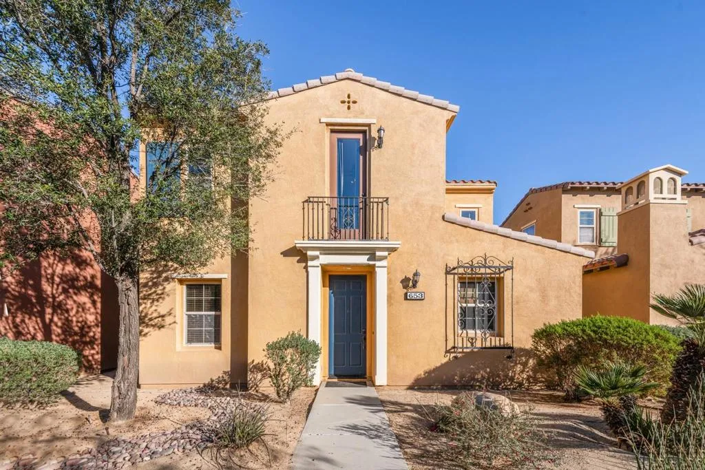653 Calle Vibrante, Palm Desert, California 92211 home-pic-2