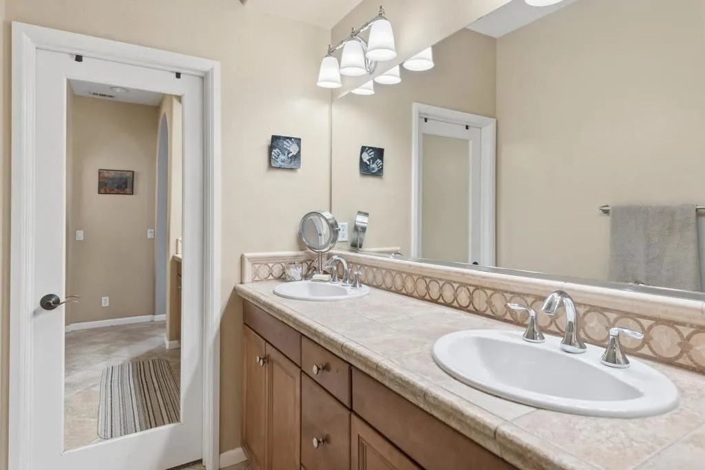 653 Calle Vibrante, Palm Desert, California 92211 home-pic-15