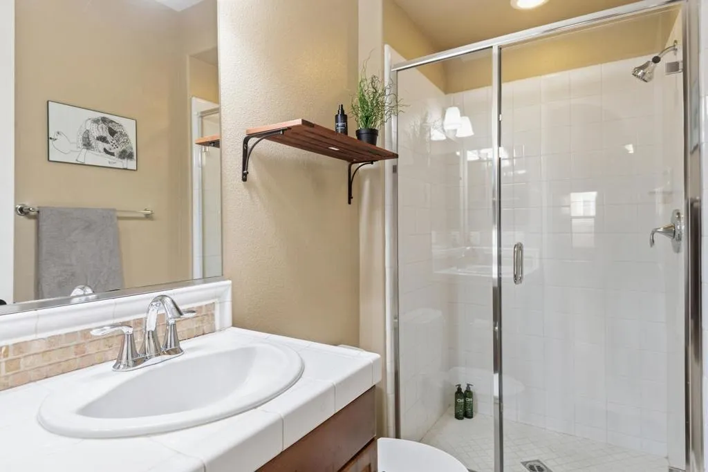 653 Calle Vibrante, Palm Desert, California 92211 home-pic-17