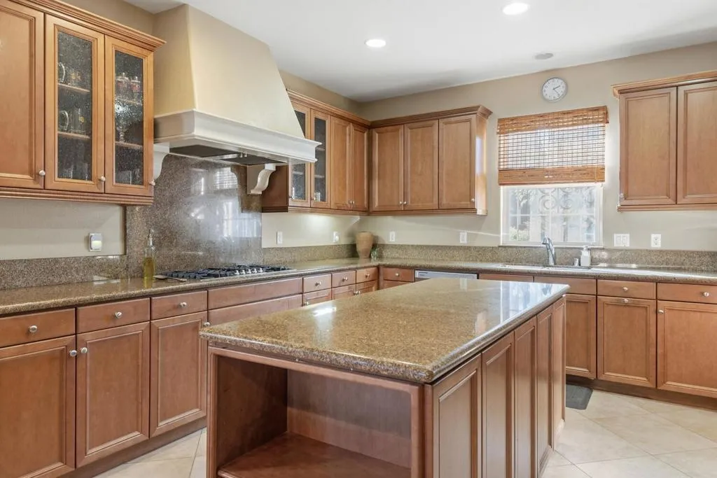 653 Calle Vibrante, Palm Desert, California 92211 home-pic-5