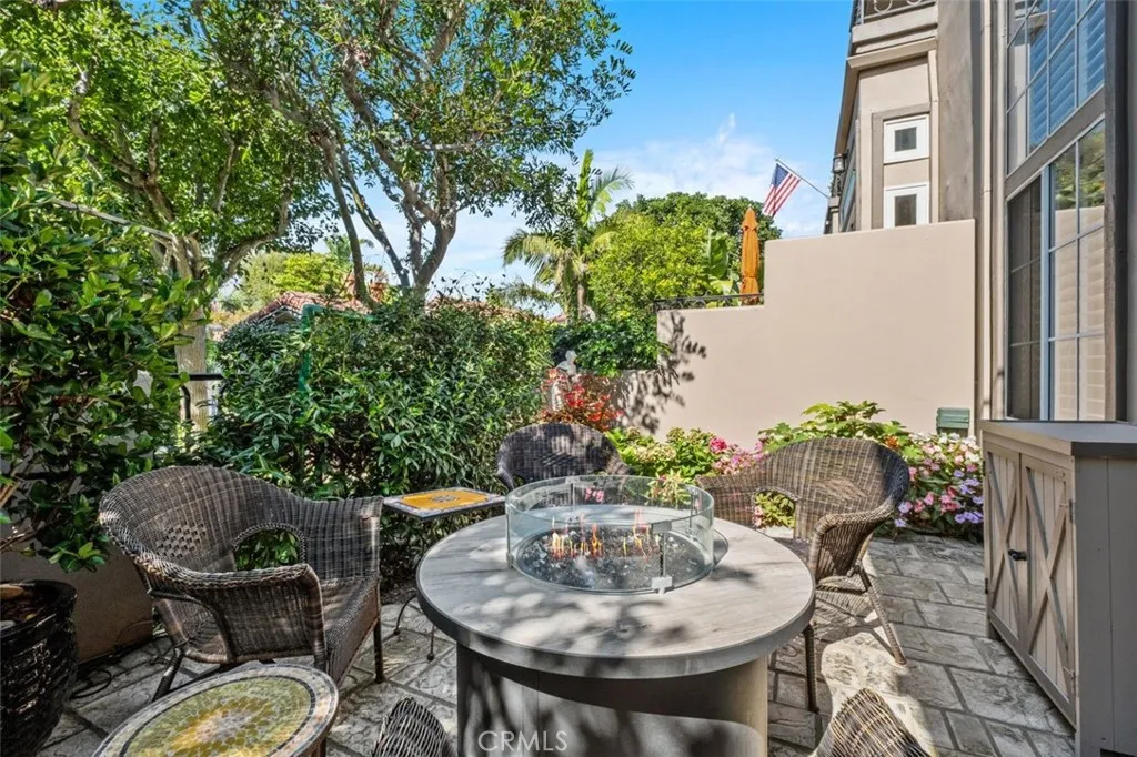 19373 Peachtree, Huntington Beach, California 92648 home-pic-33