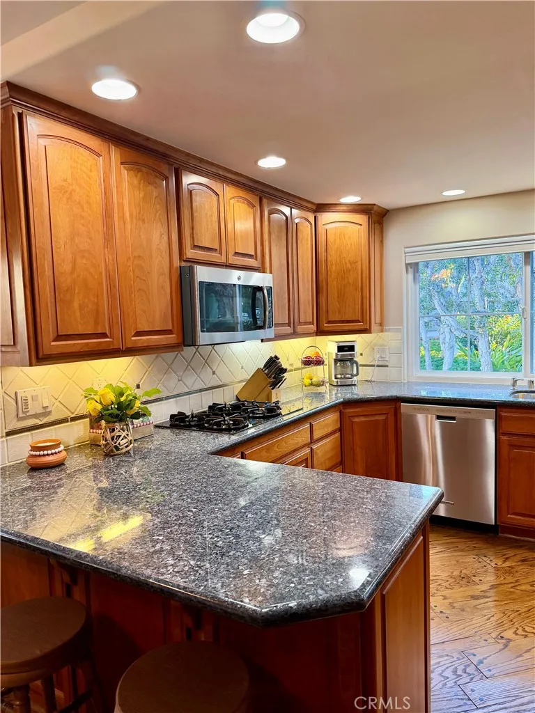 19373 Peachtree, Huntington Beach, California 92648 home-pic-15