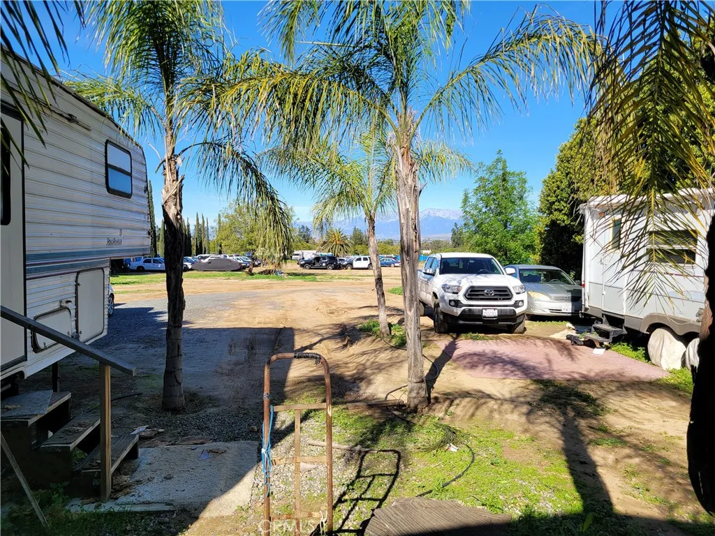 8805 Dufferin, Riverside, California 92504 home-pic-11