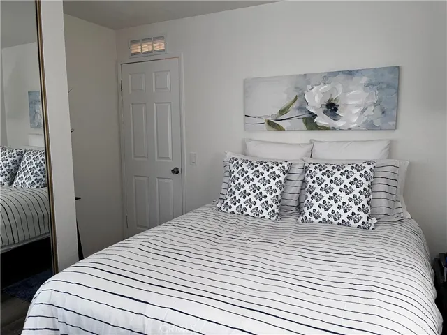 12550 Main Street 13, Hesperia, California 92345