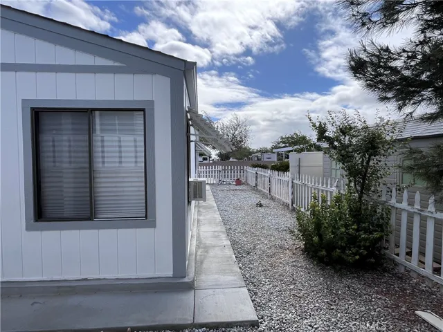 12550 Main Street 13, Hesperia, California 92345