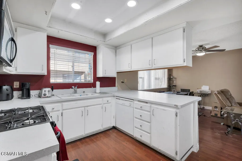2103 Euclid Avenue, Camarillo, California 93010 home-pic-11