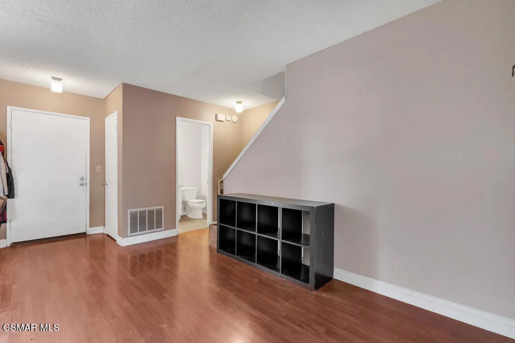 2103 Euclid Avenue, Camarillo, California 93010 home-pic-13