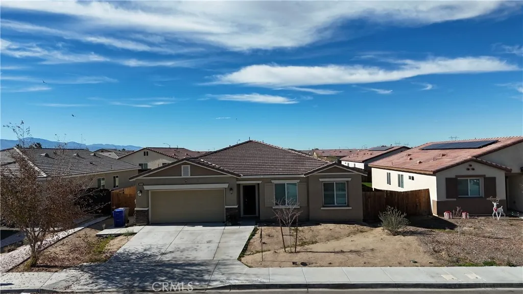 11564 Miranda, Adelanto, California 92301 home-pic-1