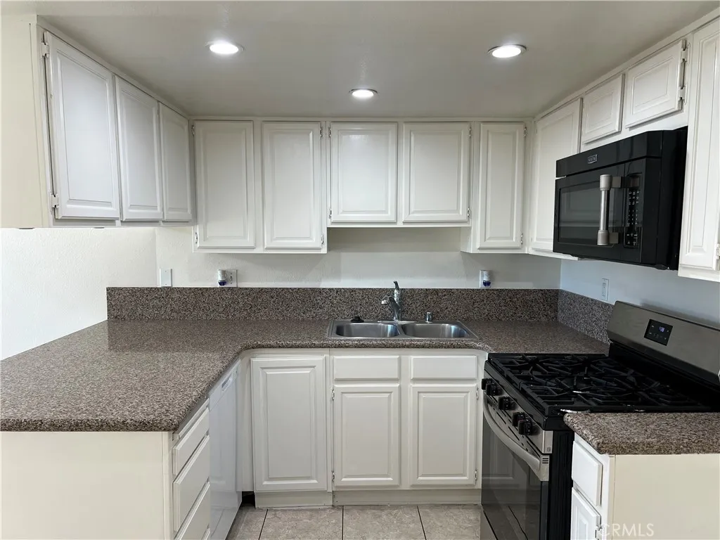 2304 Carrotwood, Brea, California 92821 home-pic-9