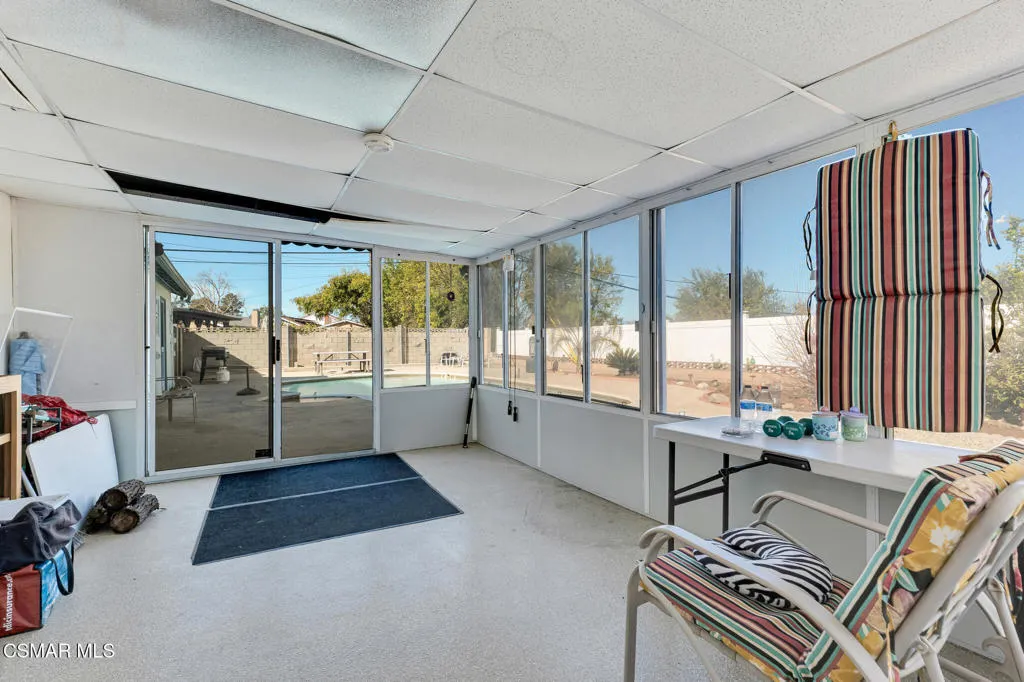 417 W Columbia Road, Thousand Oaks, California 91360 home-pic-28