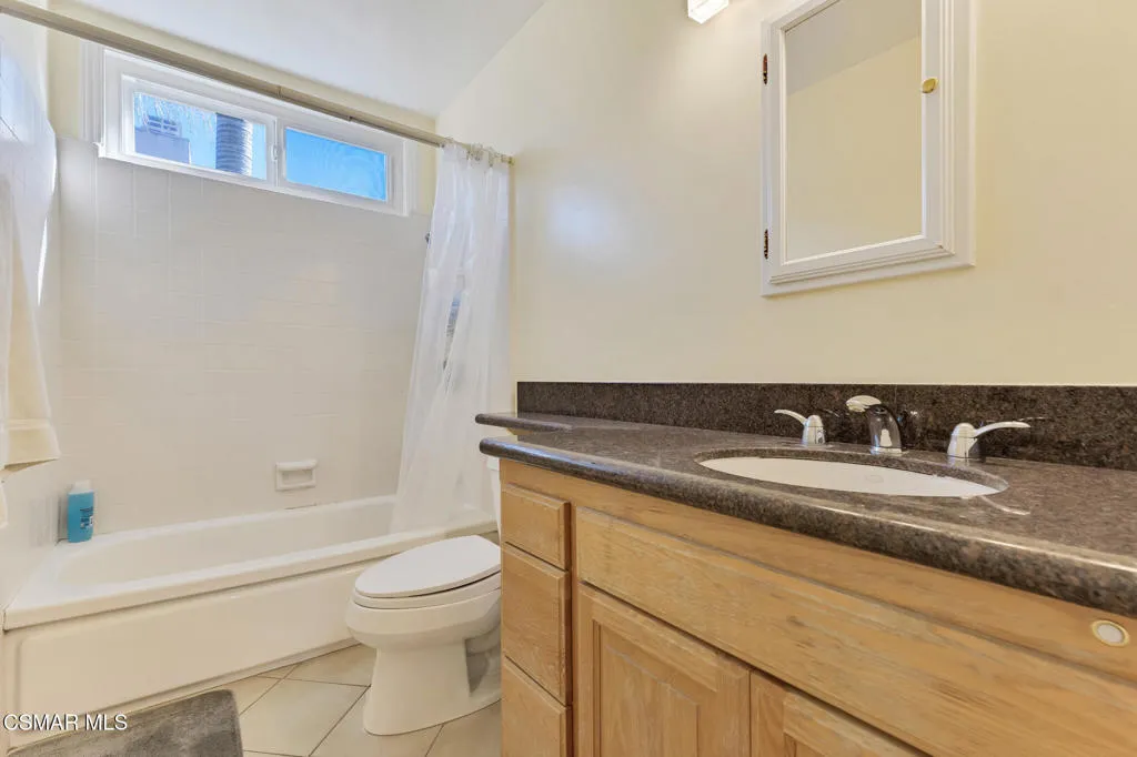 417 W Columbia Road, Thousand Oaks, California 91360 home-pic-27