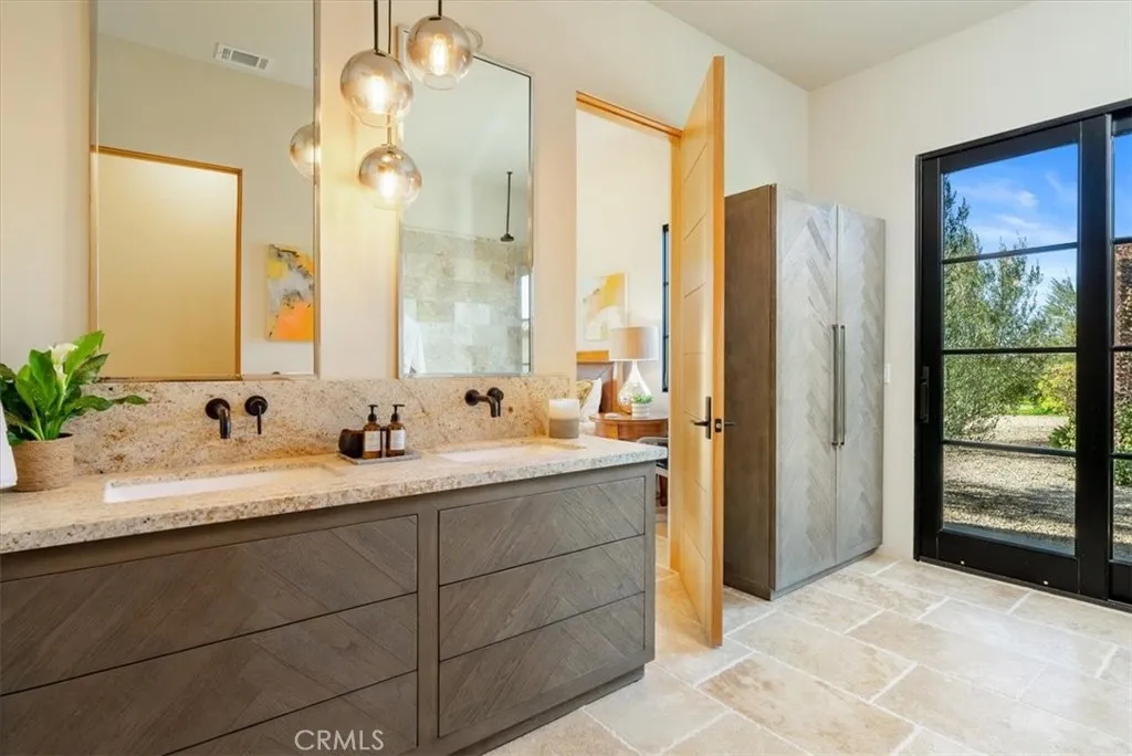 3940 Gruenhagen Flat Road, Paso Robles, California 93446 home-pic-26