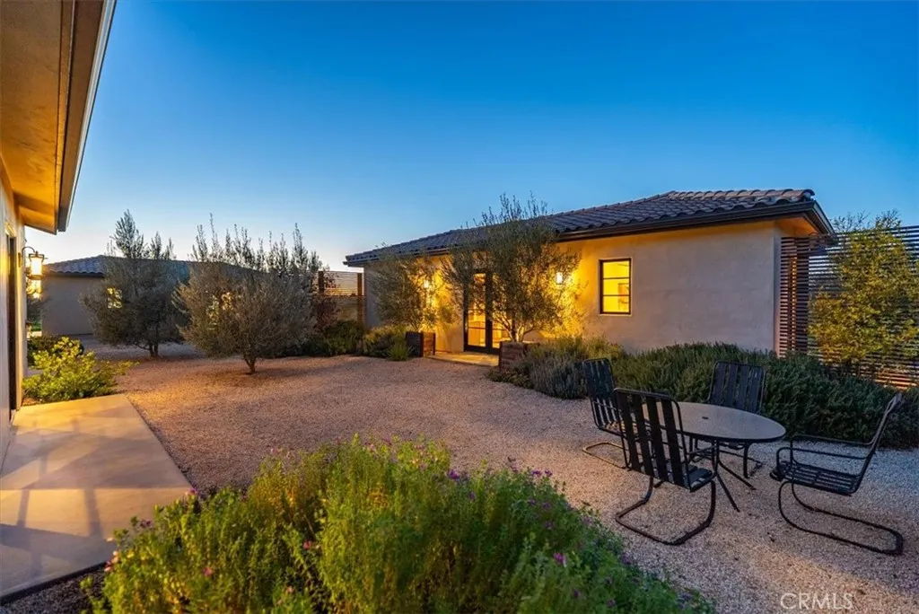 3940 Gruenhagen Flat Road, Paso Robles, California 93446 home-pic-32