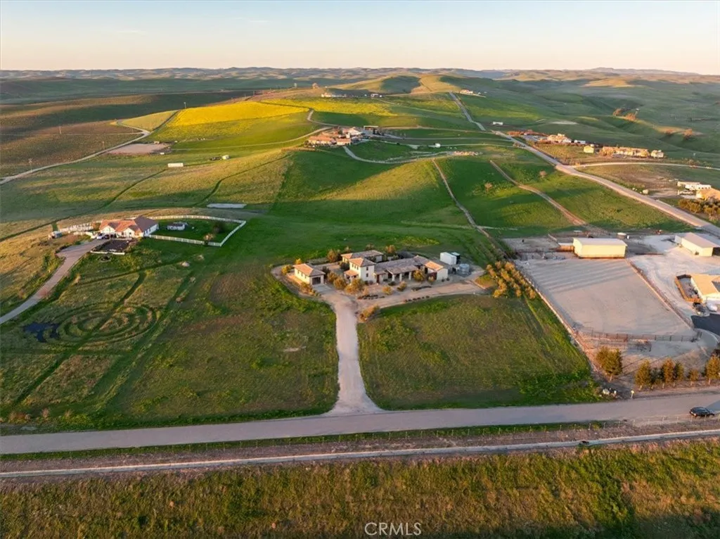 3940 Gruenhagen Flat Road, Paso Robles, California 93446 home-pic-53
