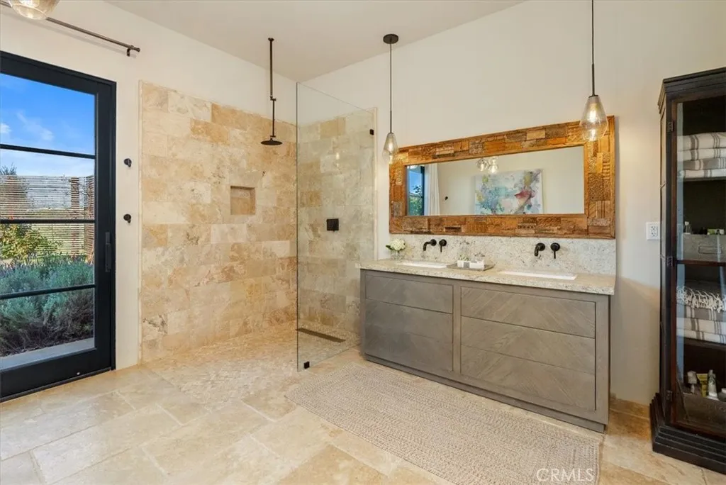 3940 Gruenhagen Flat Road, Paso Robles, California 93446 home-pic-22