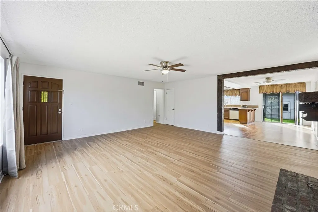 21010 E Cypress, Covina, California 91724 home-pic-11