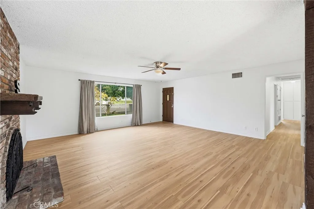 21010 E Cypress, Covina, California 91724 home-pic-12