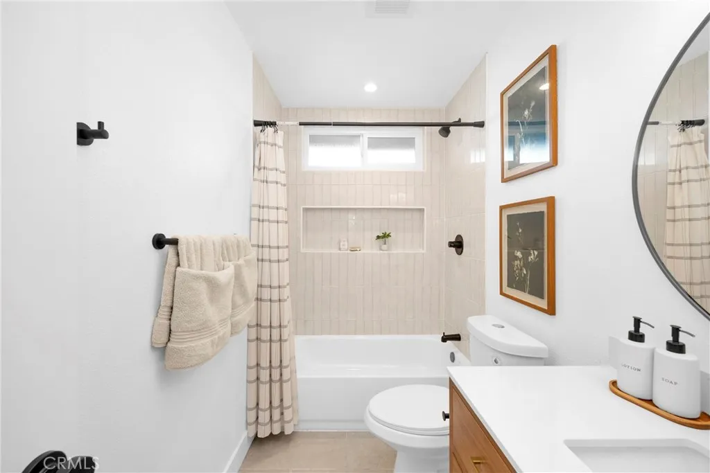1768 Henderson Court, Vista, California 92083 home-pic-21