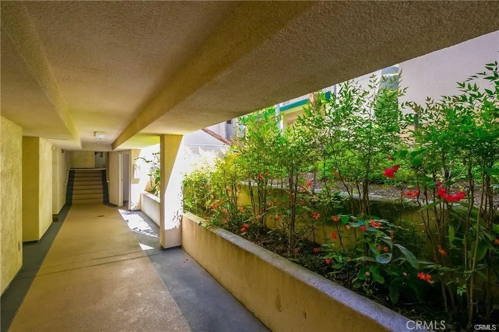 918 W Garvey Avenue 315, Monterey Park, California 91754 home-pic-22