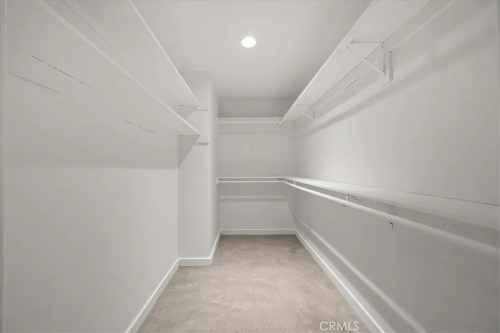 1045 N Kings, West Hollywood, California 90069 home-pic-13