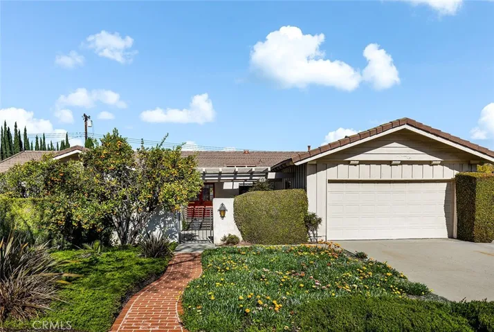 15521 Pintura Drive, Hacienda Heights, California 91745