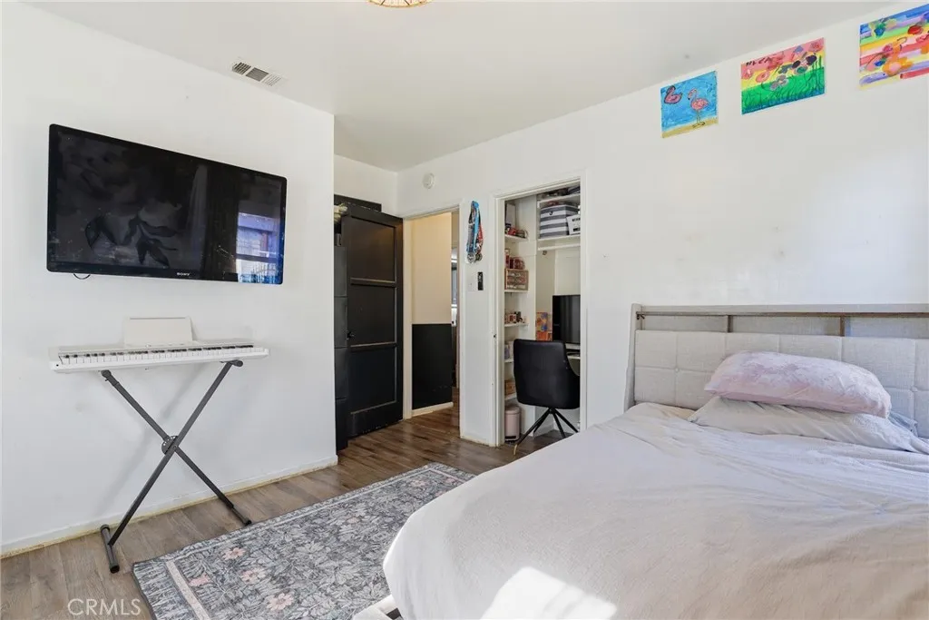 415 E Green Street, Claremont, California 91711 home-pic-17