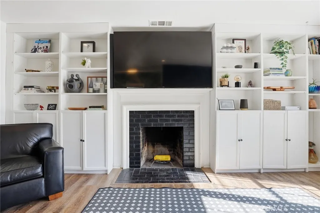 415 E Green Street, Claremont, California 91711 home-pic-3