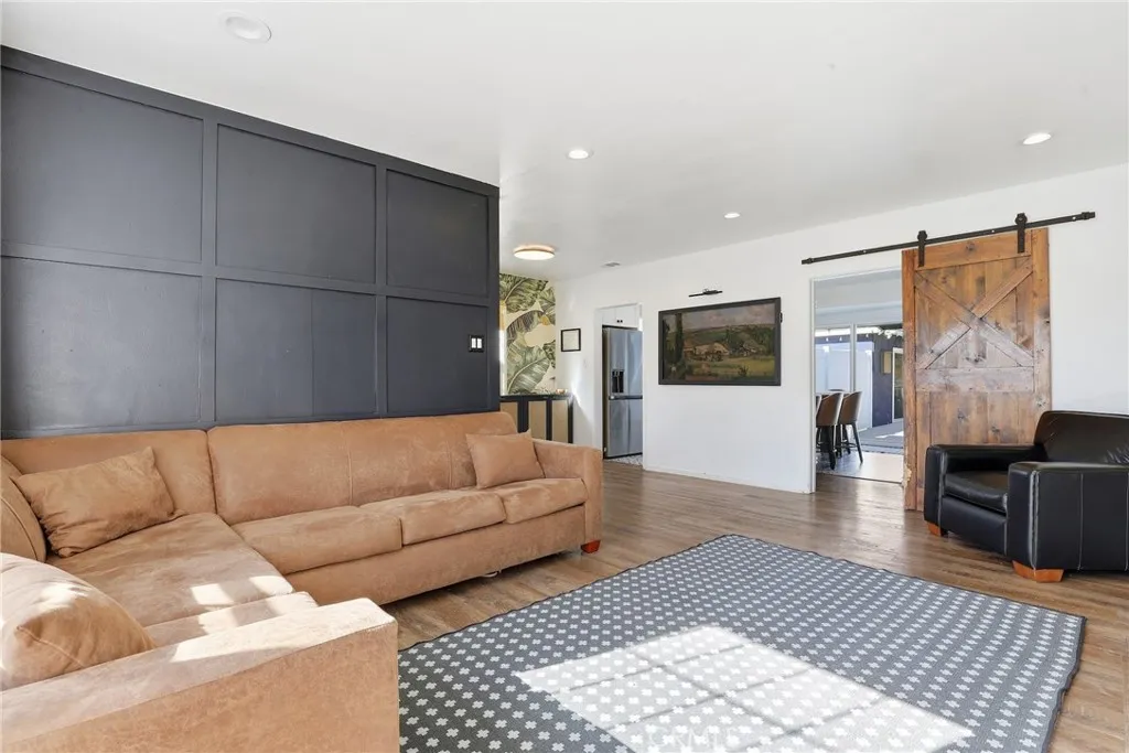 415 E Green Street, Claremont, California 91711 home-pic-6