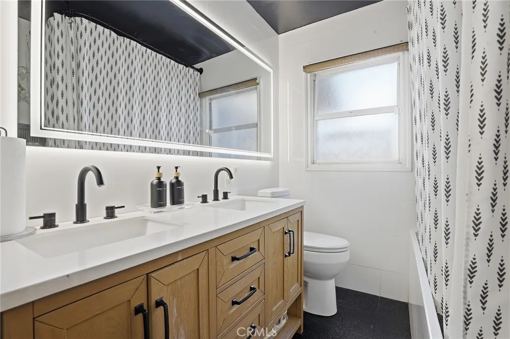 415 E Green Street, Claremont, California 91711 home-pic-12