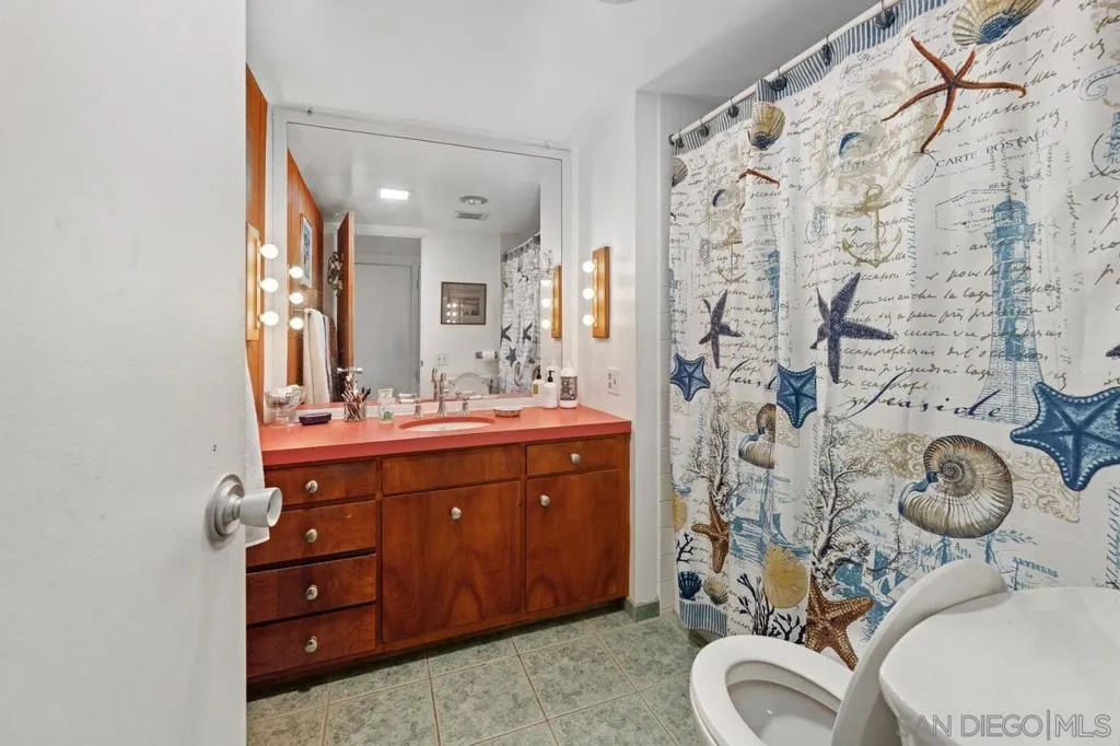 4875 Academy St, San Diego, California 92109 home-pic-18