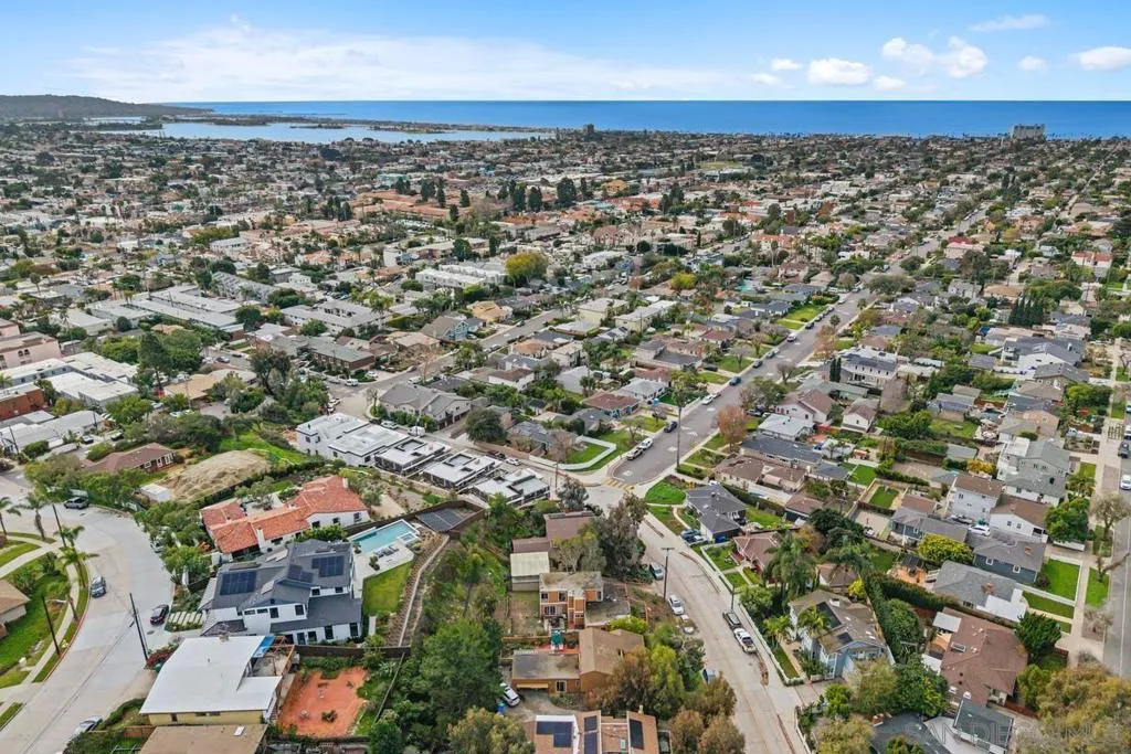 4875 Academy St, San Diego, California 92109 home-pic-31