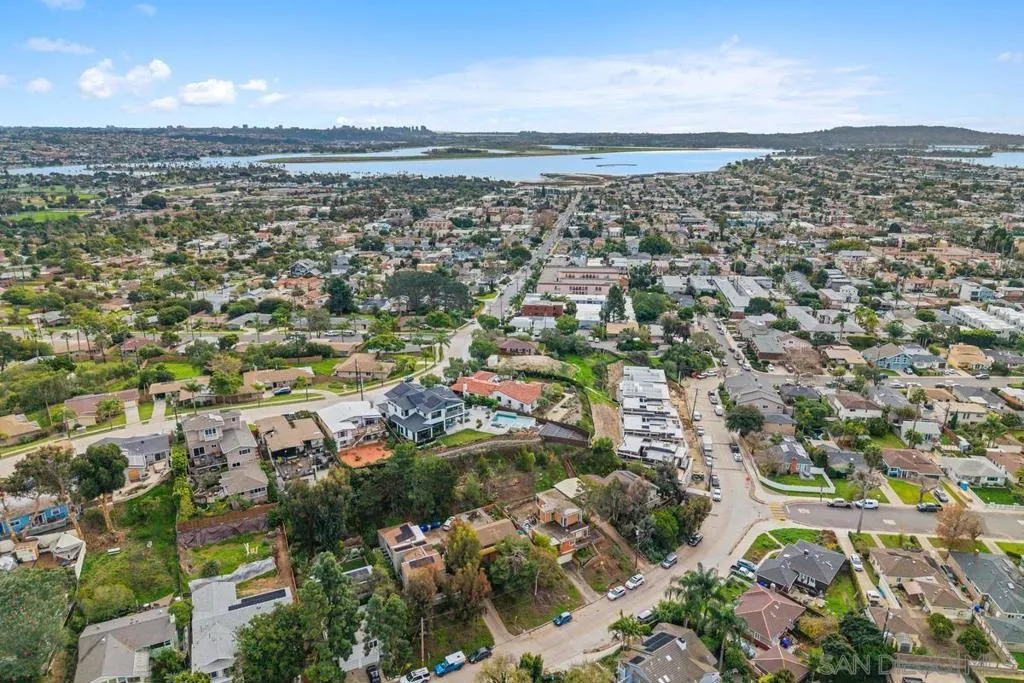 4875 Academy St, San Diego, California 92109 home-pic-28