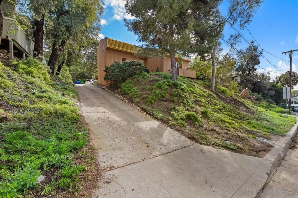 4875 Academy St, San Diego, California 92109 home-pic-33