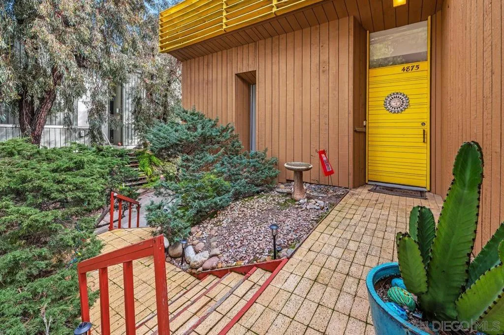 4875 Academy St, San Diego, California 92109 home-pic-1