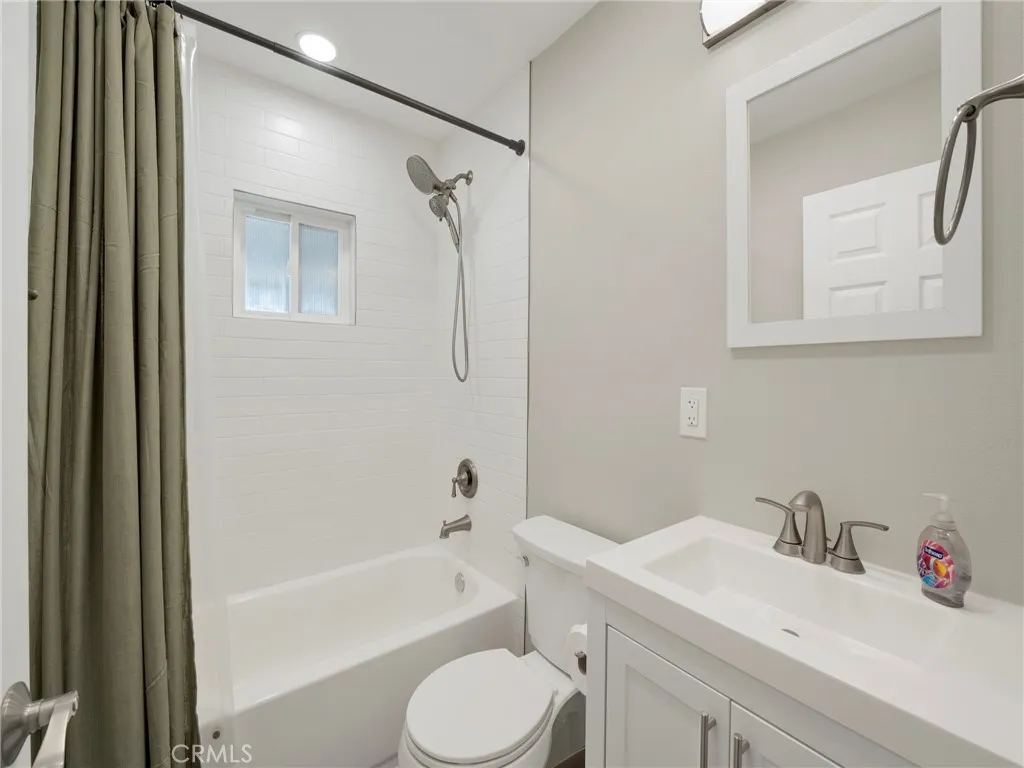 900 N Parish, Burbank, California 91506 home-pic-10