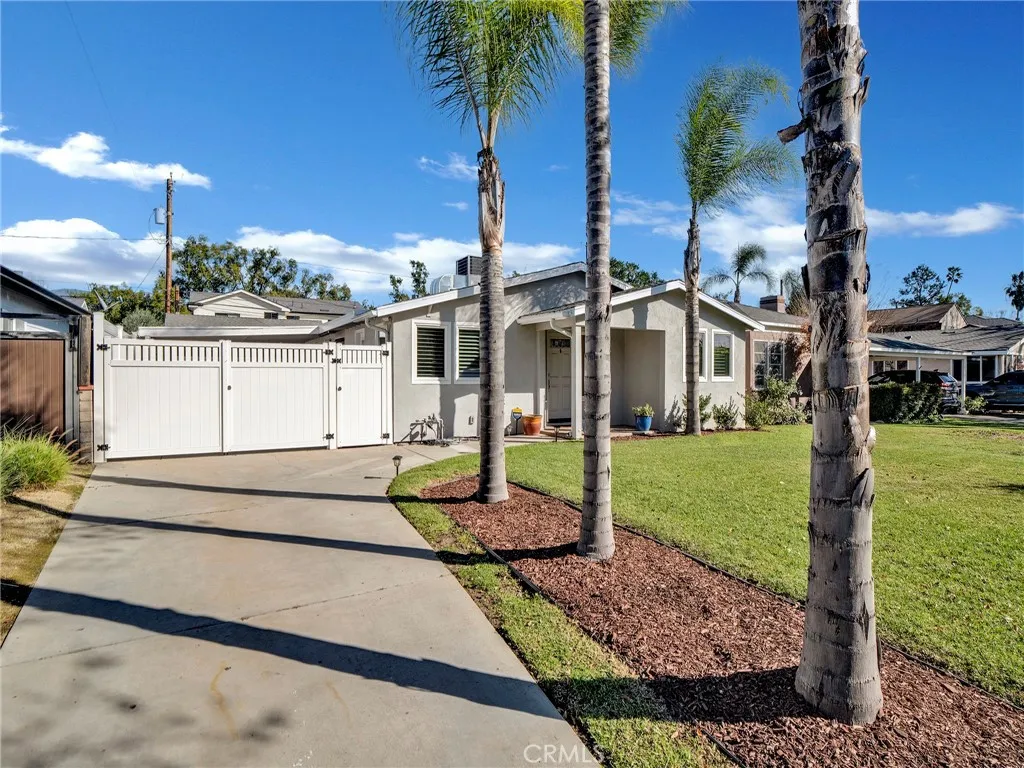 900 N Parish, Burbank, California 91506 home-pic-11