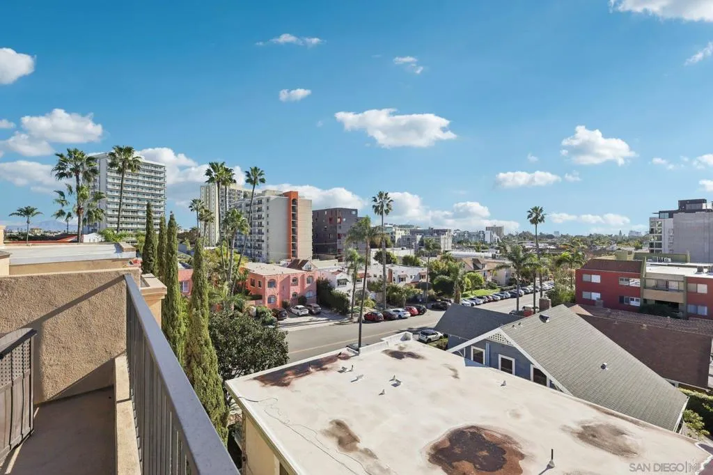 3990 Centre 104, San Diego, California 92103 home-pic-34
