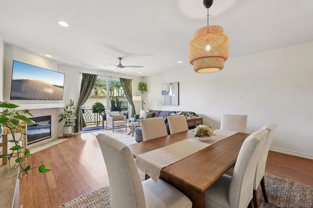 3990 Centre 104, San Diego, California 92103 home-pic-12