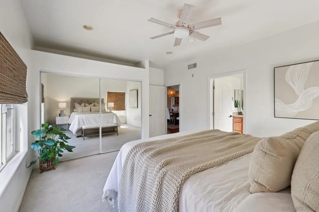 3990 Centre 104, San Diego, California 92103 home-pic-19