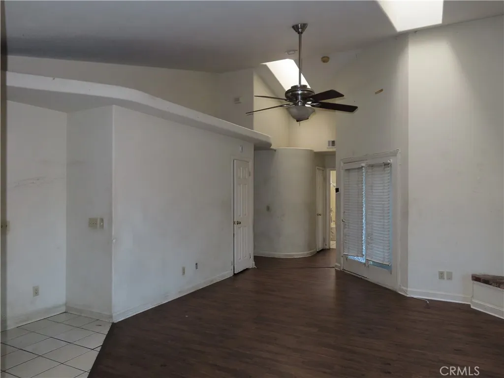 418 W Randall, Rialto, California 92376 home-pic-7
