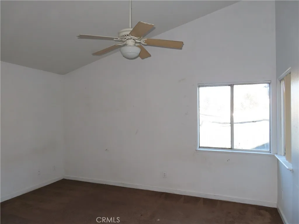 418 W Randall, Rialto, California 92376 home-pic-9