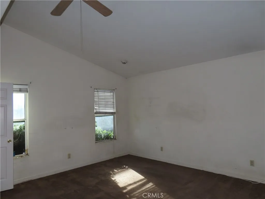 418 W Randall, Rialto, California 92376 home-pic-13